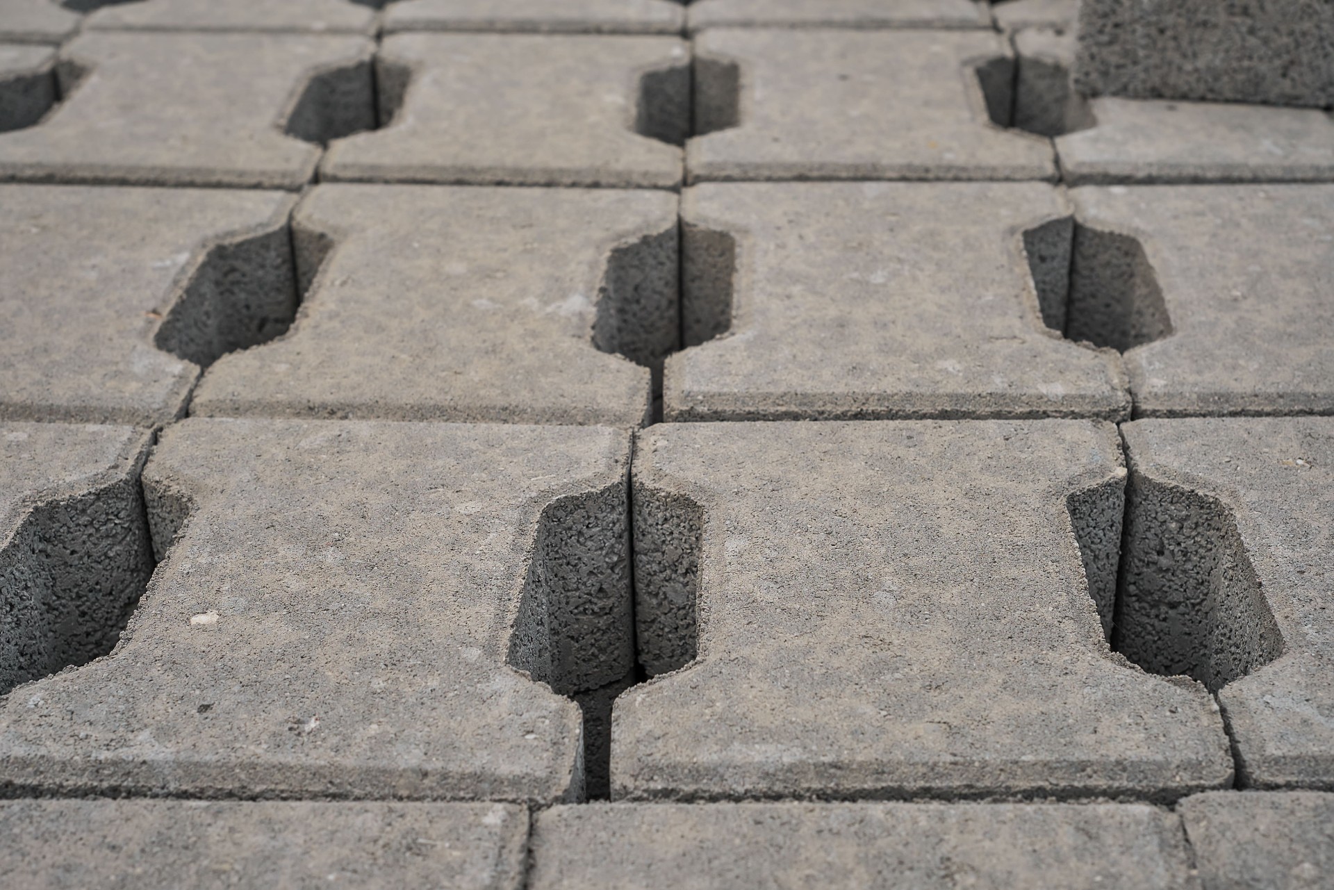 pallet-with-gray-paving-slabs-closeup-selective-focus-repair-roads-walking-paths (1).jpg